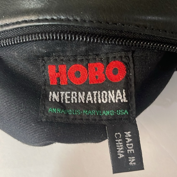 Vintage HOBO International Black Leather Crossbody Organizer Bag - Picture 4 of 6